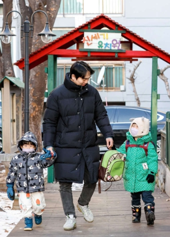 1704772252290876.png 圖片1.png